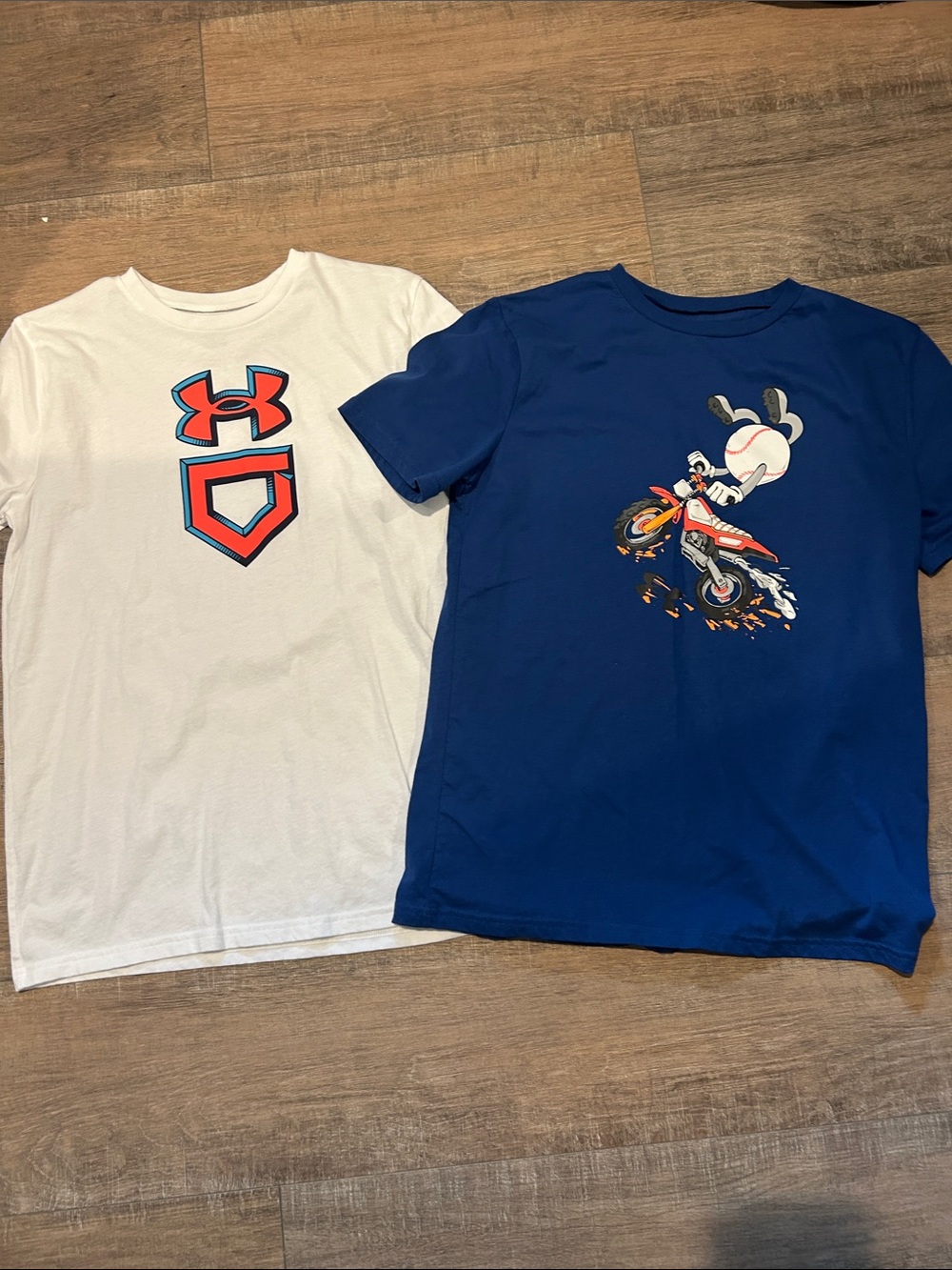 NEW!! Under Armour XL T-shirts
